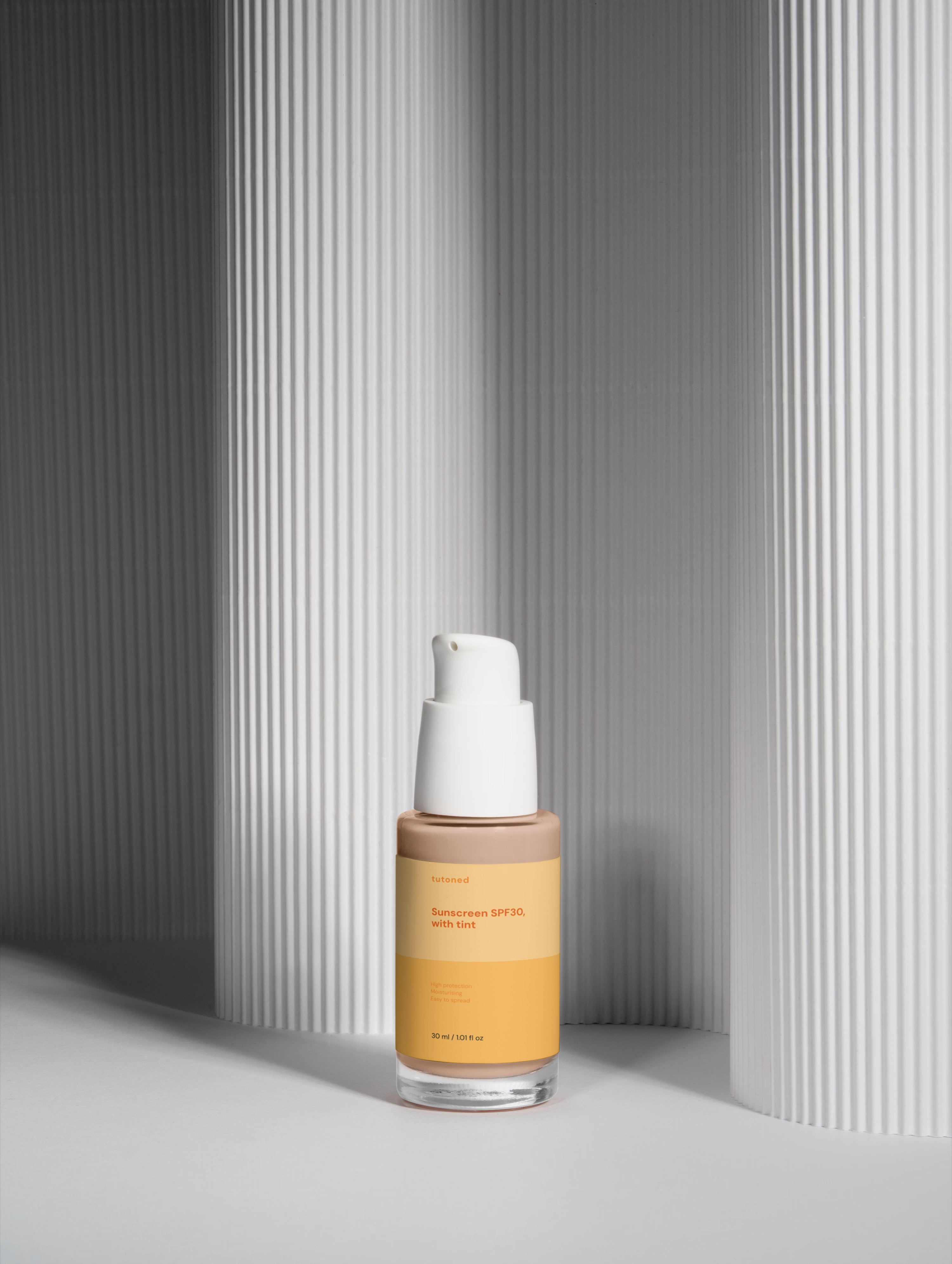 Sunscreen SPF30, with tint